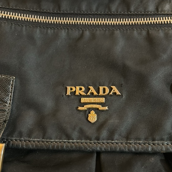 Vintage Prada Crossbody Bag - Picture 2 of 16